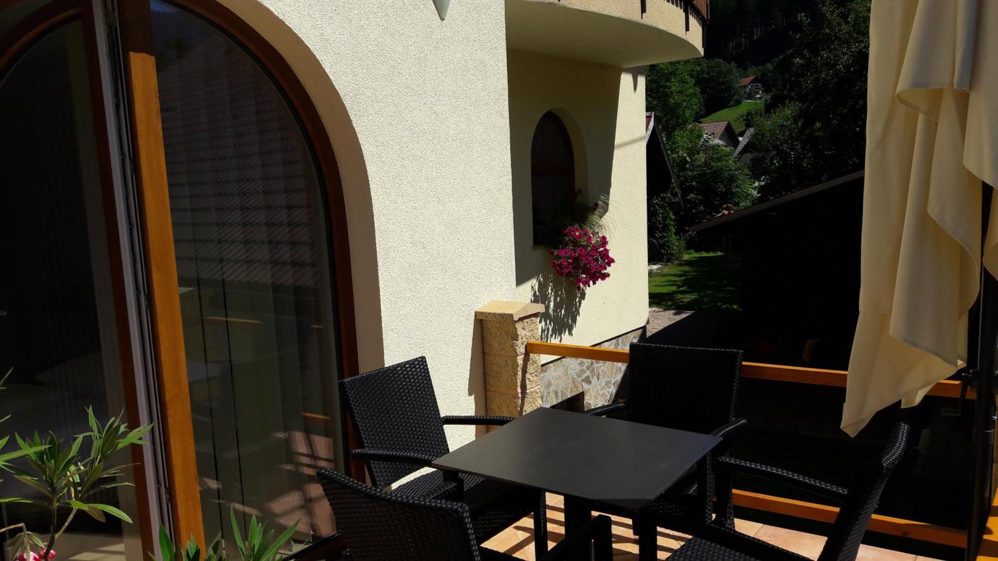 Tempfer 2 Apartments & Rooms With New Wellness クランスカゴーラ エクステリア 写真